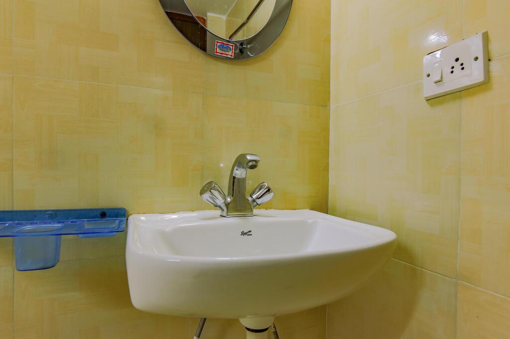 Колката: FabHotel Sharma Inn