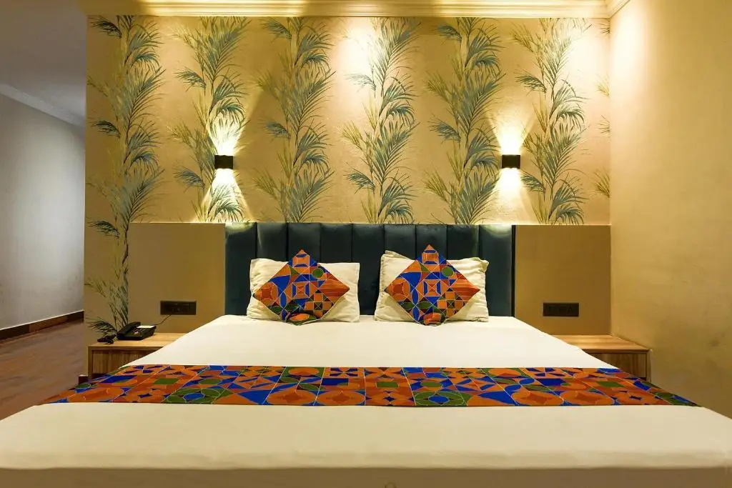Колката: Fabhotel Clive Regency Lovelock