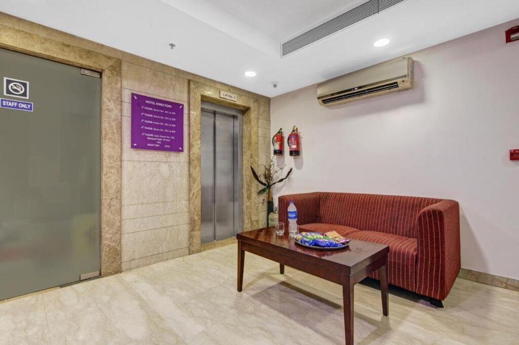Гуруграм: Townhouse OAK Hotel Greenvill