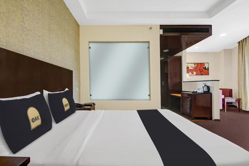 Гуруграм: Townhouse OAK Hotel Greenvill