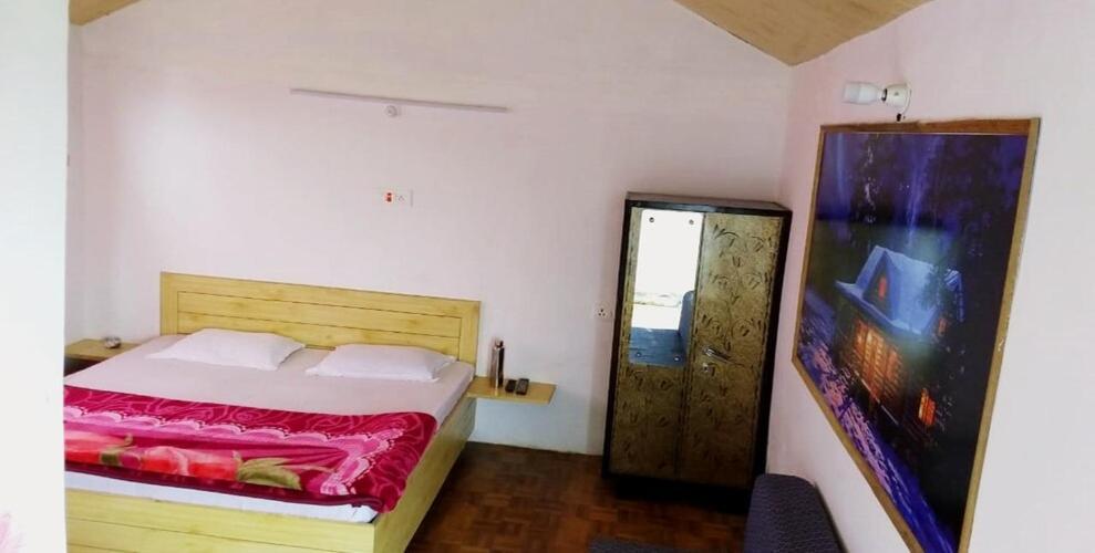 Куфри: Kings Hills Cottages