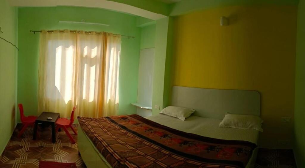 Куфри: Big Bite Homestay & Restaurant
