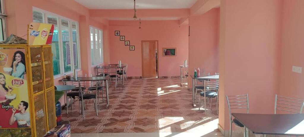 Куфри: Big Bite Homestay & Restaurant