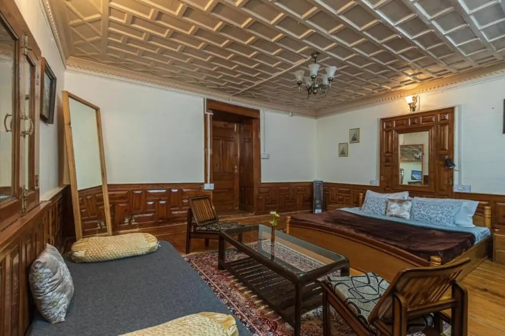 Куфри: Saffronstays Hardy's Hideaway