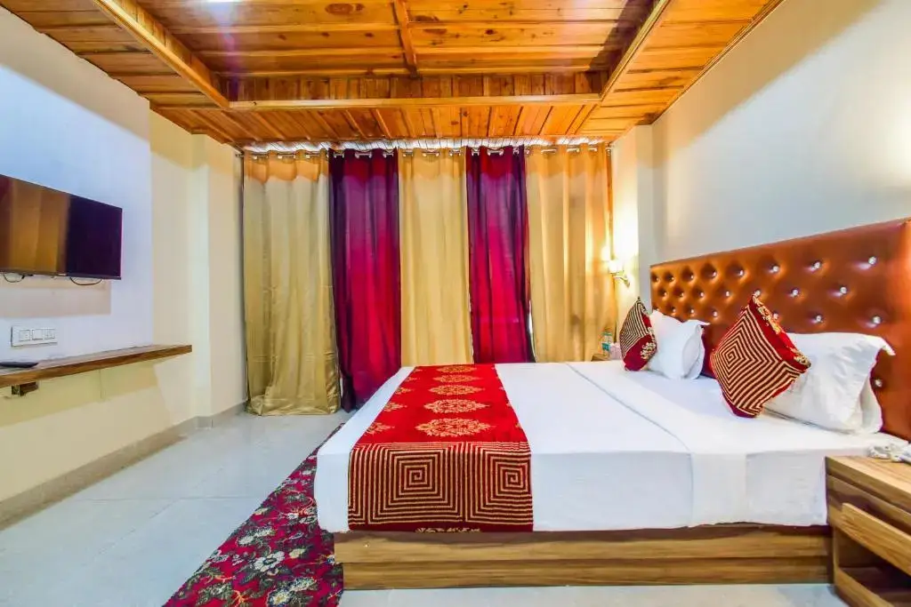 Куфри: Hotel Valley View Koti