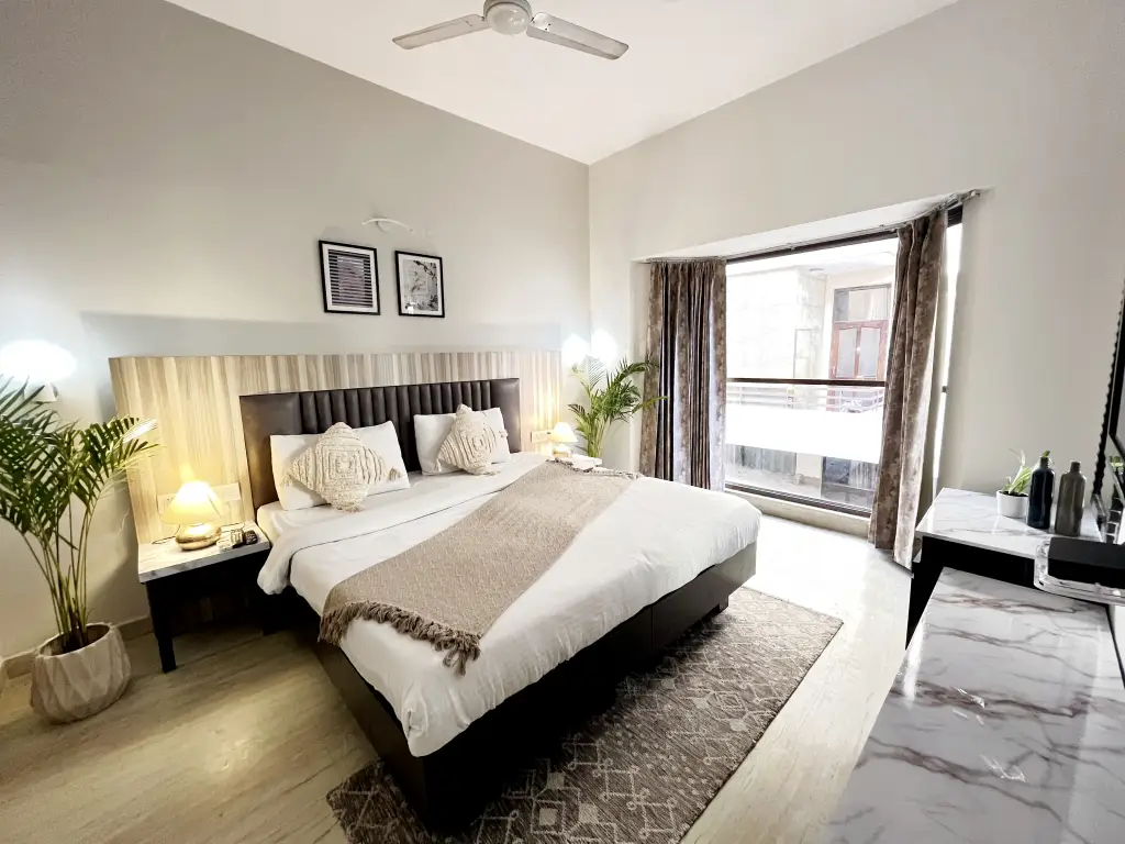 Гуруграм: Premium 1Bhk Serviced Apartment By Bedchambers