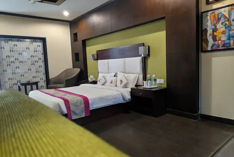 Гуруграм: Hotel Saurabh Candy By Peppermint, Haldwani