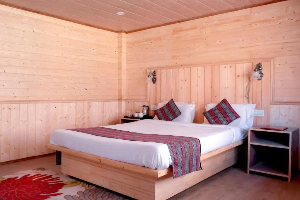Лачунг: Keerong Cottages