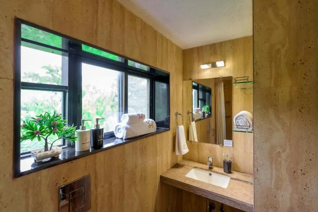 Игатпури: SaffronStays Le Soil - pet-friendly villa with viewing deck for panoramic views