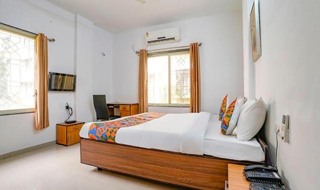 Вакад: Fabhotel Vitthal Inn