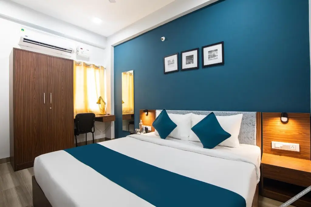 Индаур: Hotel Ballfin Indor