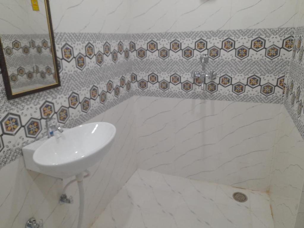 Варанаси: Rudraksha Guest House
