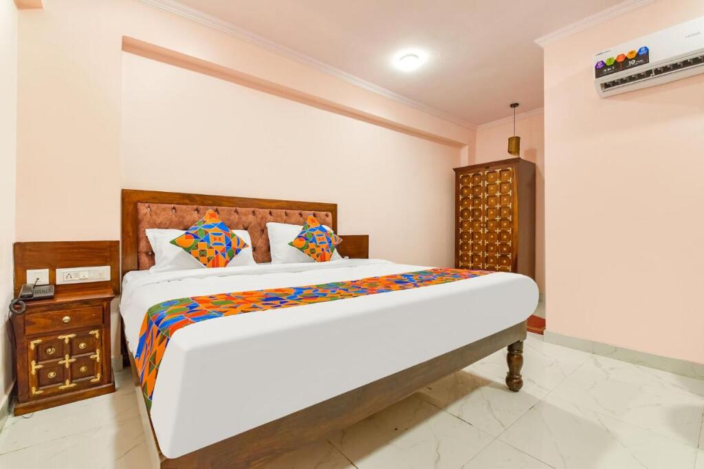 Джайпур: FabHotel Shekhawati Heritage