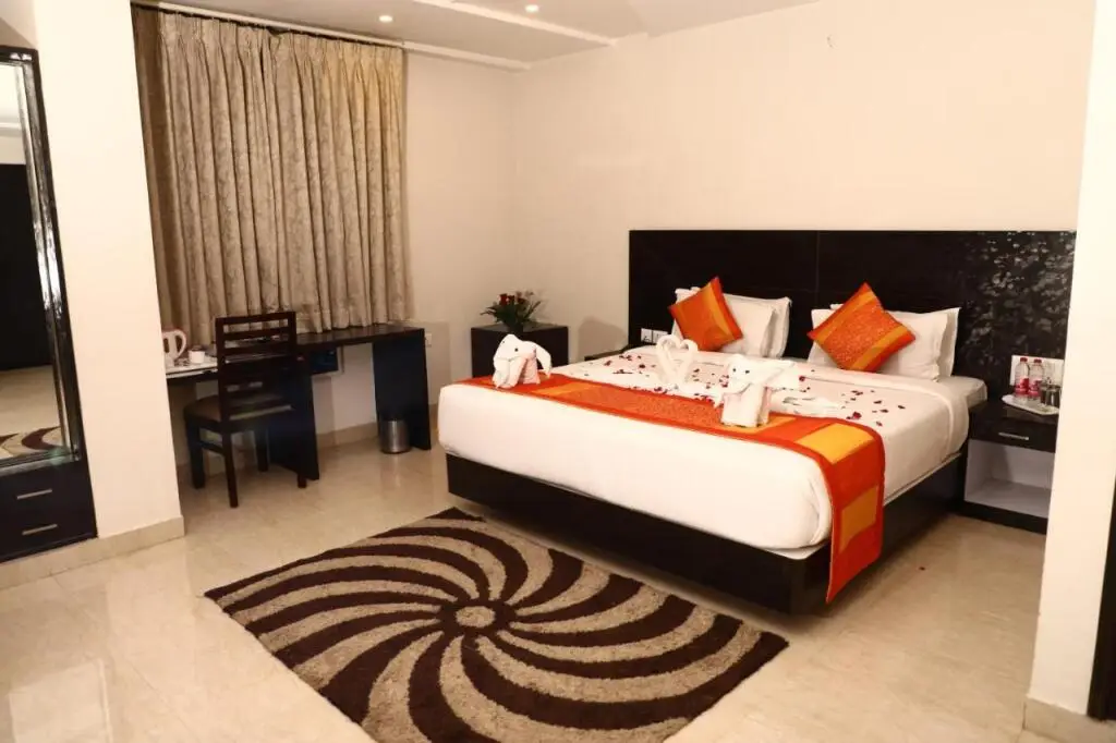 Джайпур: Hotel Om Palace,Ajmer Road,Jaipur