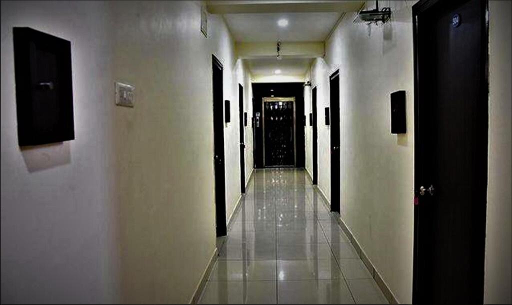 Хидерабад: FabHotel Eminent Suites