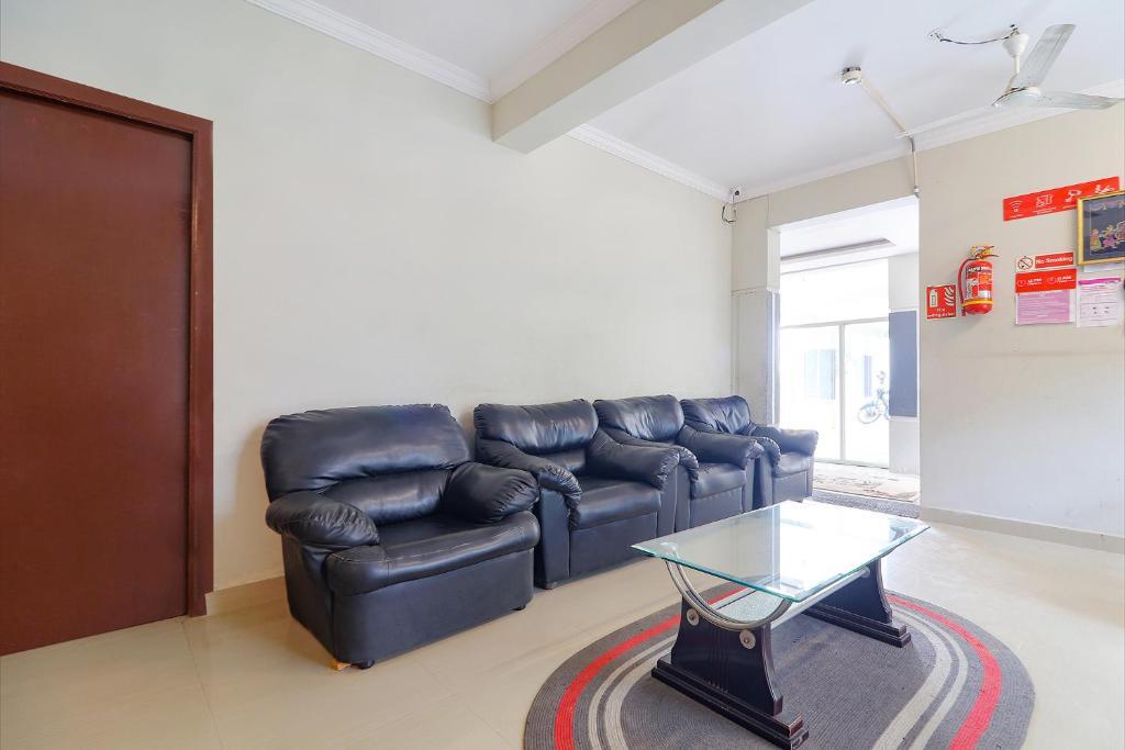 Хидерабад: Fabhotel Srisai Hill View