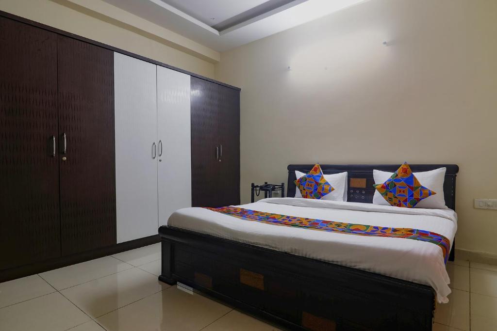 Хидерабад: Fabhotel Direct Checkin