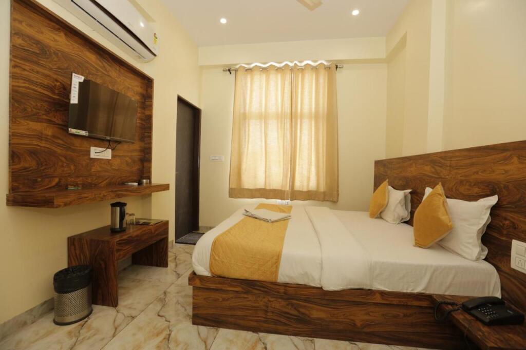 Джайпур: Hotel Raas Palace