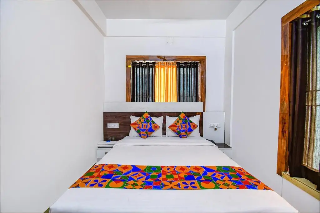 Колката: OYO Ruby Park Dream Palace Near Acropolis Mall