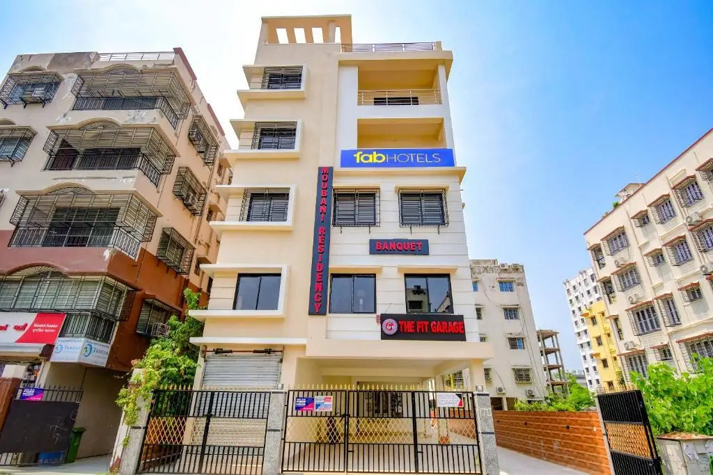 Moubani Residency by FabHotel — фото 1