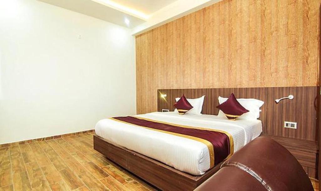 Лакхнау: Fabhotel Sam Inn