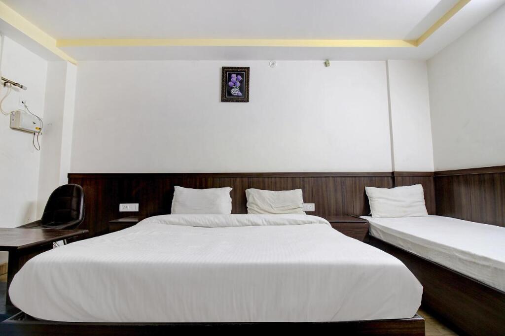 Лакхнау: Fabhotel Ps Grand