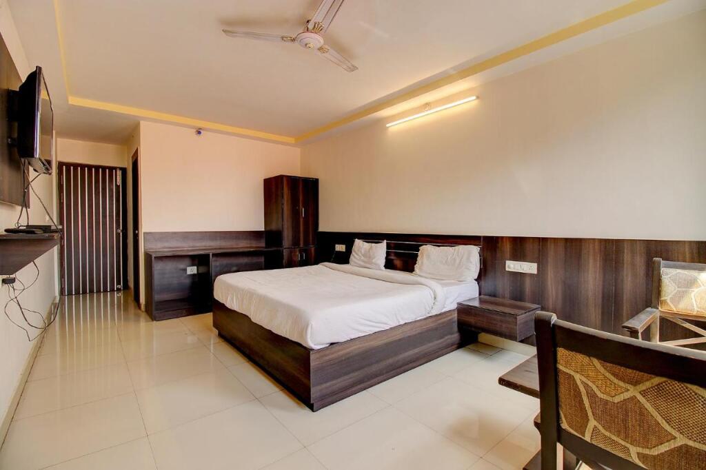 Лакхнау: Fabhotel Ps Grand