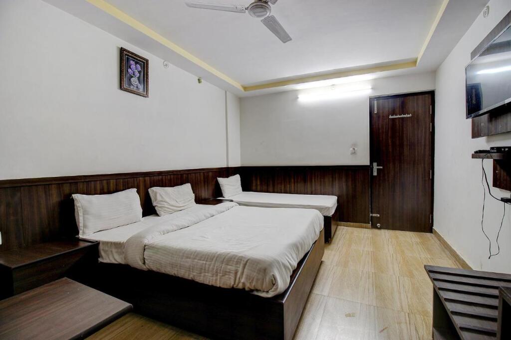 Лакхнау: Fabhotel Ps Grand