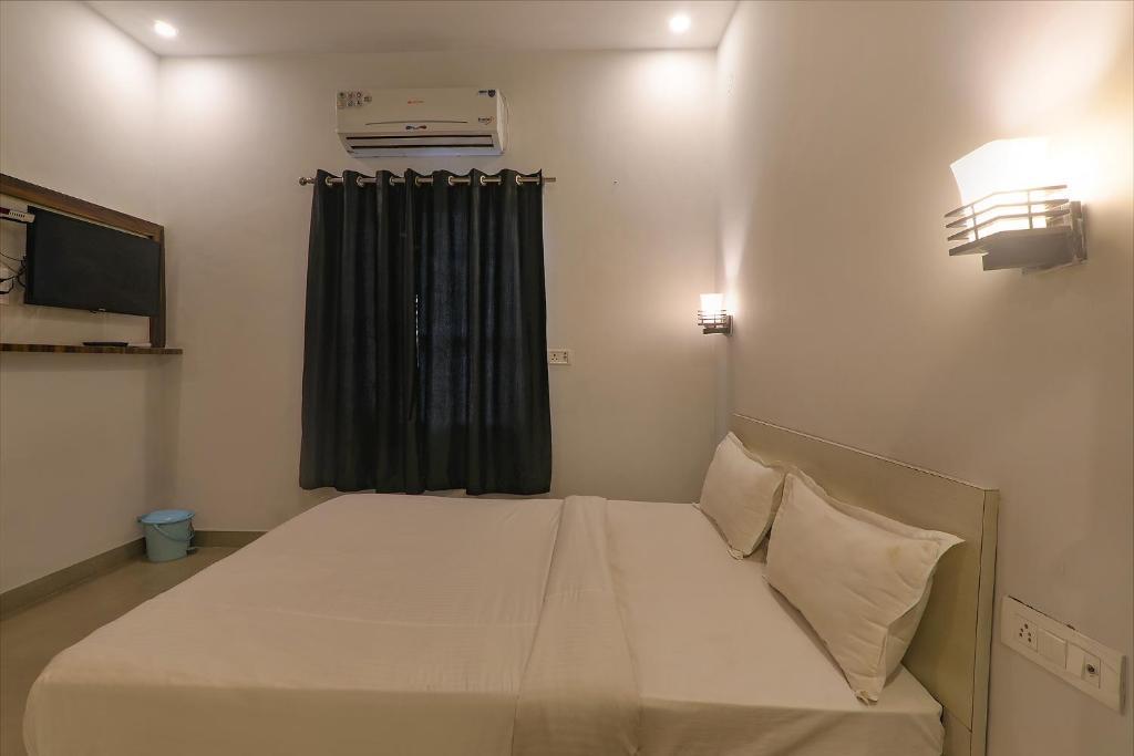 Лакхнау: Fabhotel Sr Inn