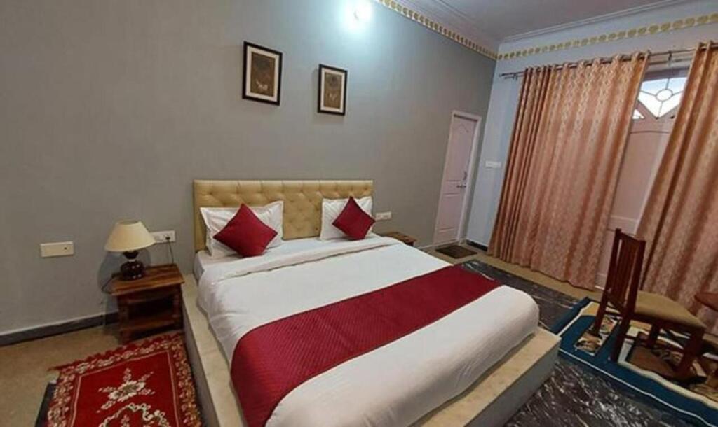 Удаипур: Fabhotel The Castle Homestay I