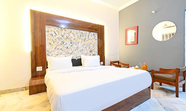 Джайпур: Fab Hotel Classic Holiday