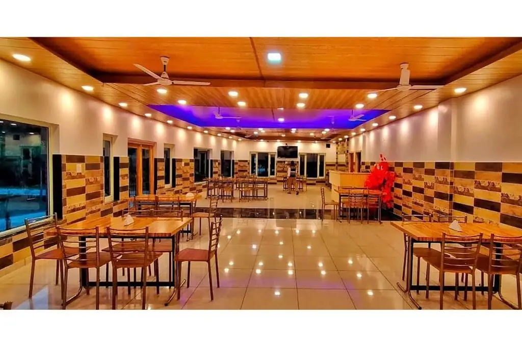 Наинитал: Fabhotel Corbett Green View Garden And Stay