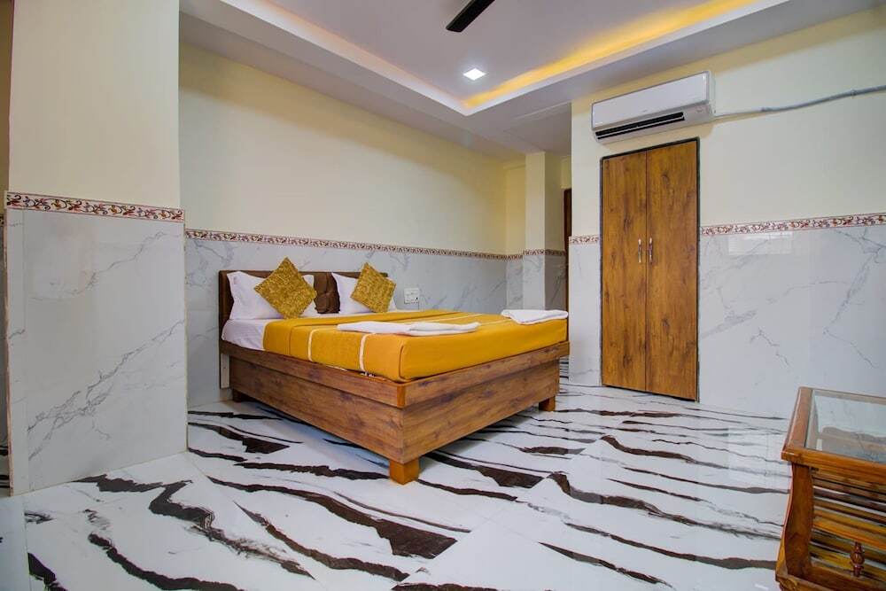 Нави-Мумбай: Hotel Sai Bansi Residency, MIDC Industrial Area, Turbhe, Navi Mumbai