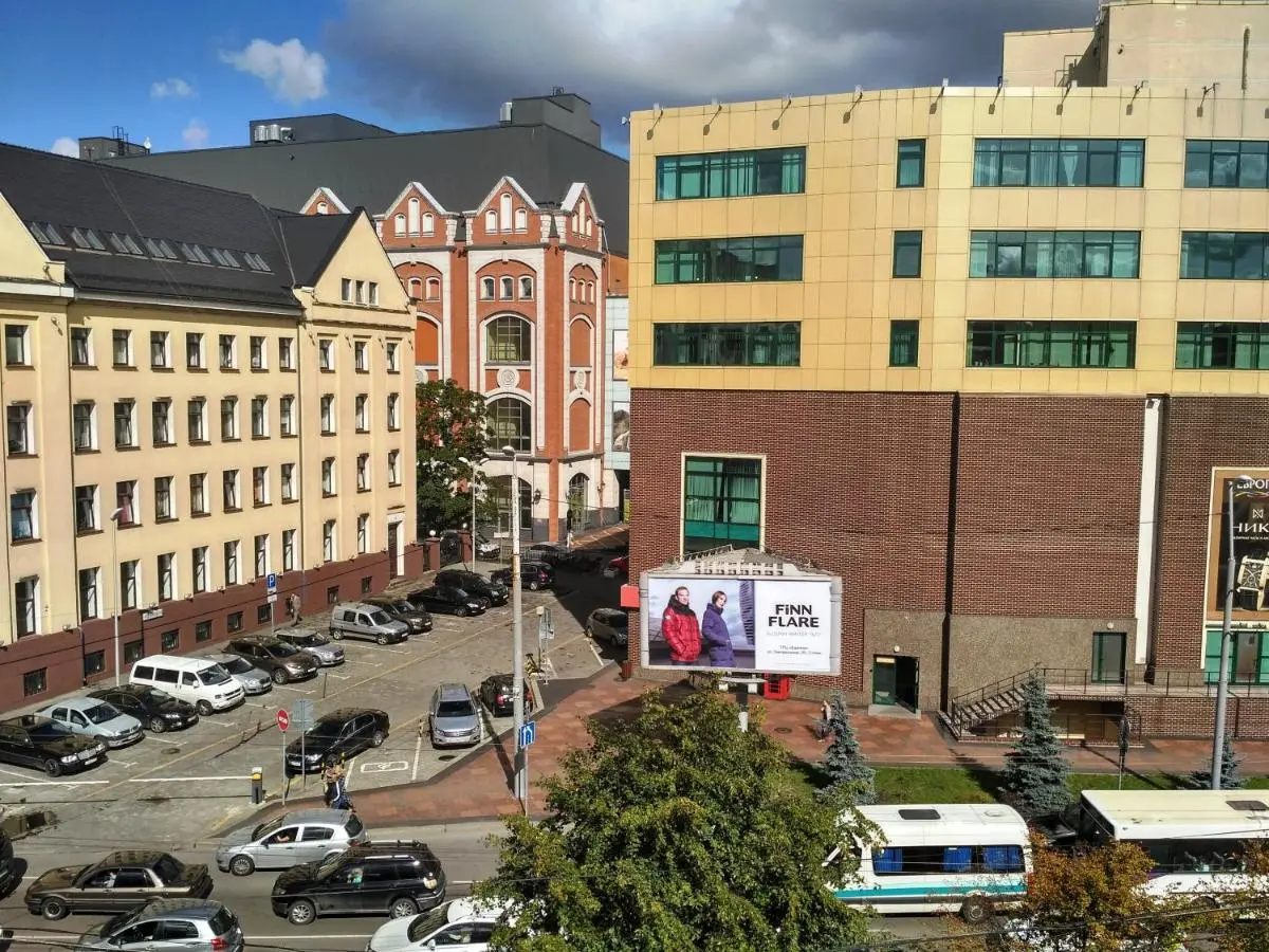 Калининград: Apartments on Teatralnaya 33