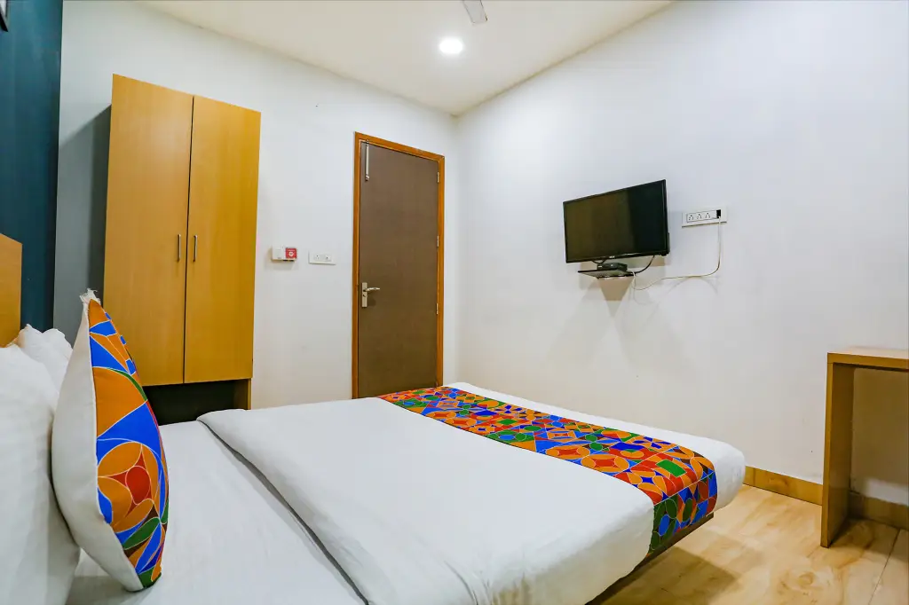 Нью-Дели: Fabhotel F9 Peeragarhi