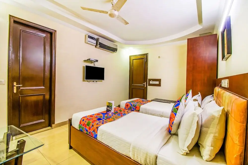 Нью-Дели: Fabhotel Signature Plaza
