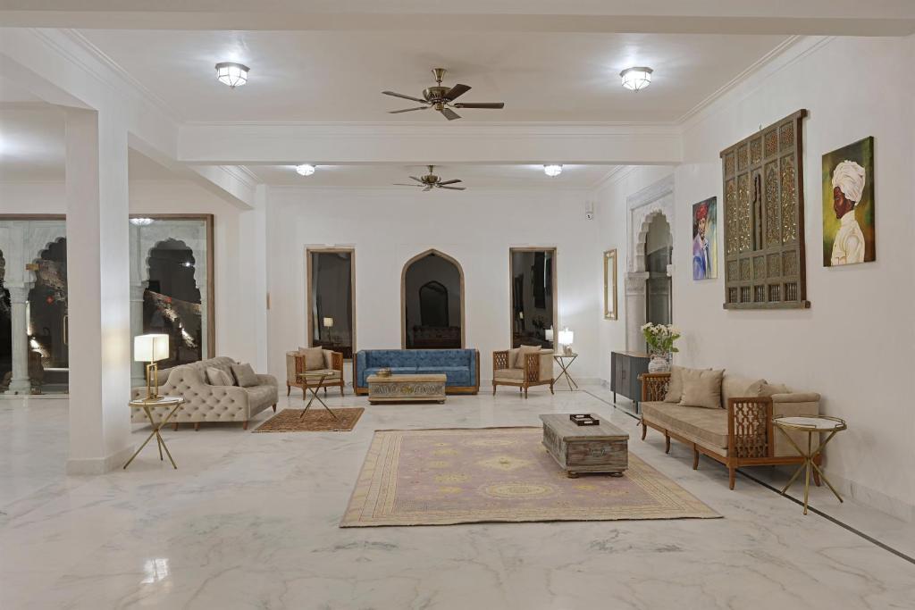 Удаипур: Fateh Vilas by Fateh Collection