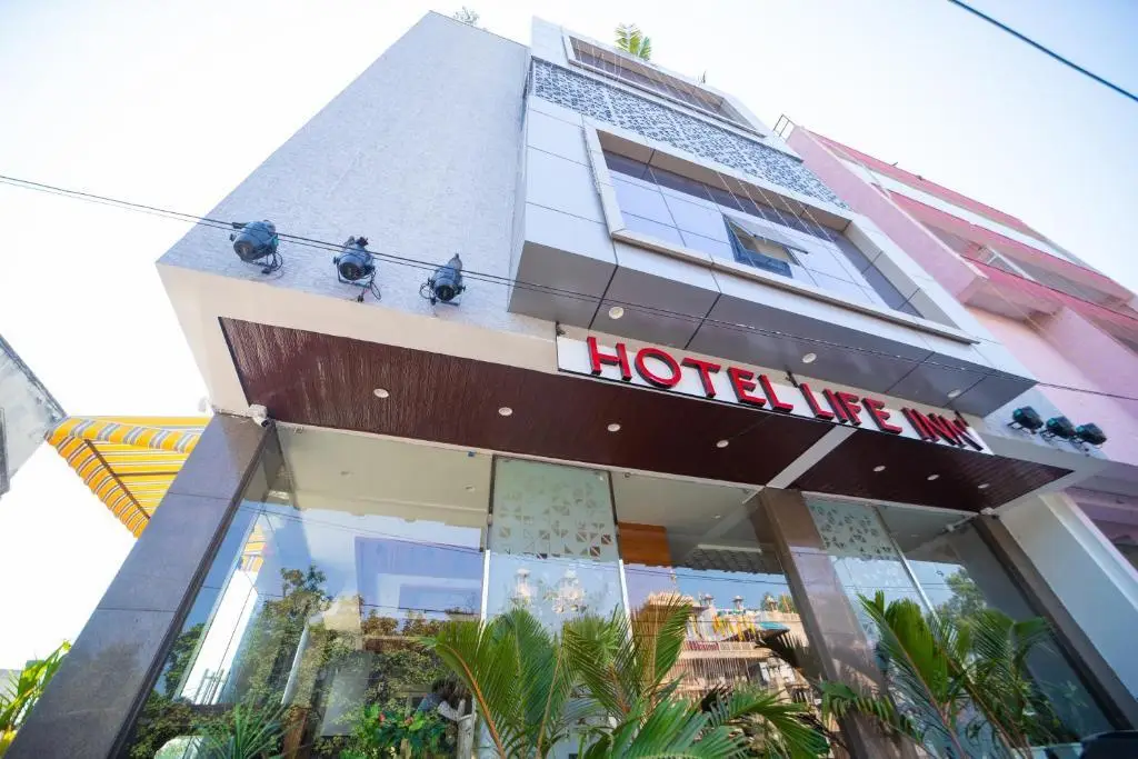 Hotel Life Inn — фото 1