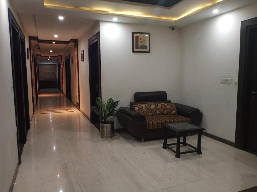Hotel Krishna — фото 1