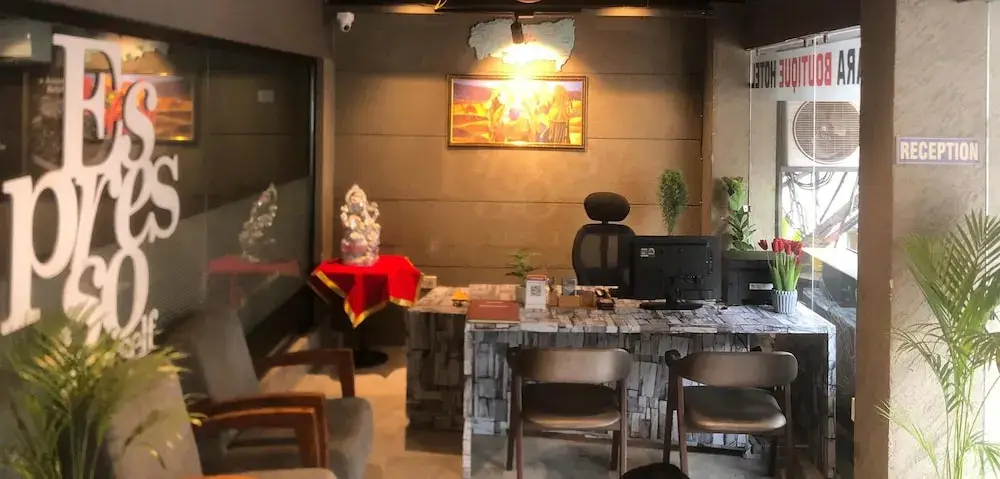 Naivara Boutique Hotel — фото 1