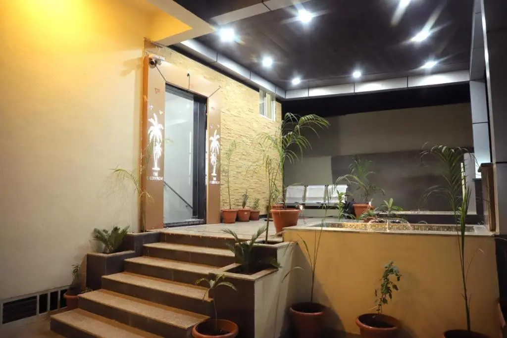 Удаипур: Hotel The Golden Palms ( A unit of MGR Hotels & Resorts)