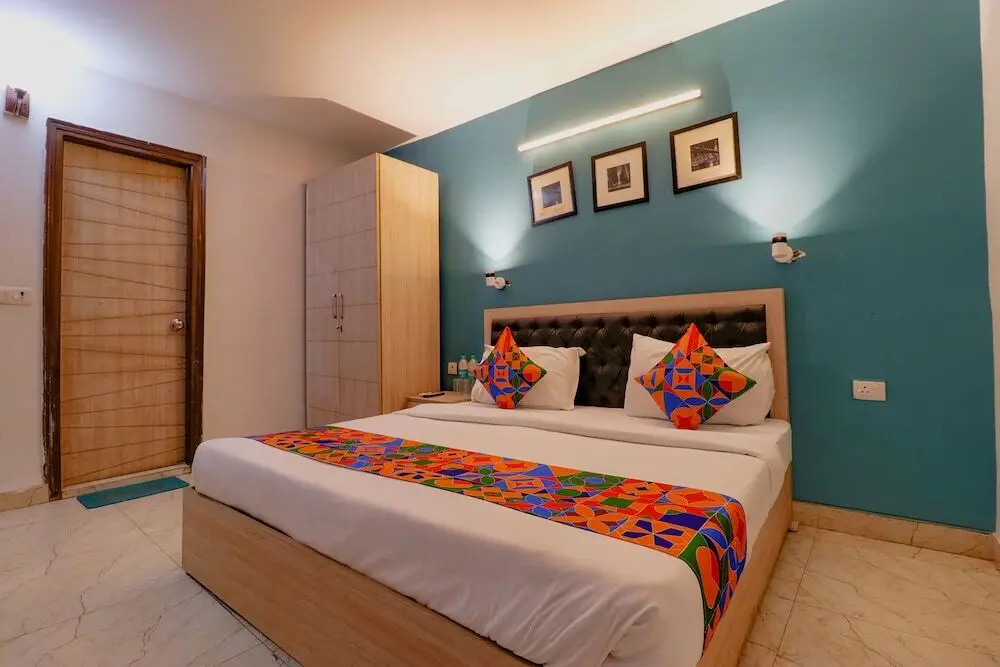 Нью-Дели: FabHotel Royal Inn