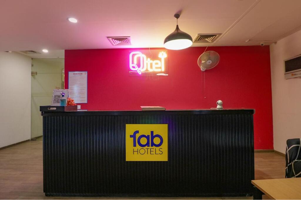 Нью-Дели: FabHotel Chhatarpur Enclave
