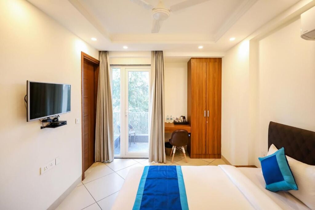 Нью-Дели: Fabhotel La Paz Stay B&B