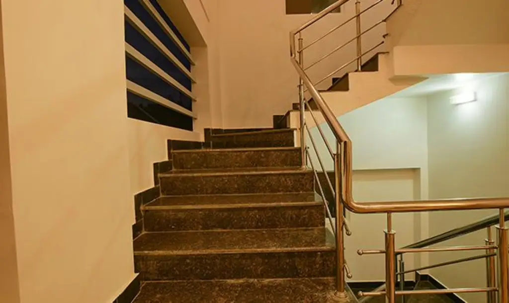 Ути: FabHotel Greenwood Stays