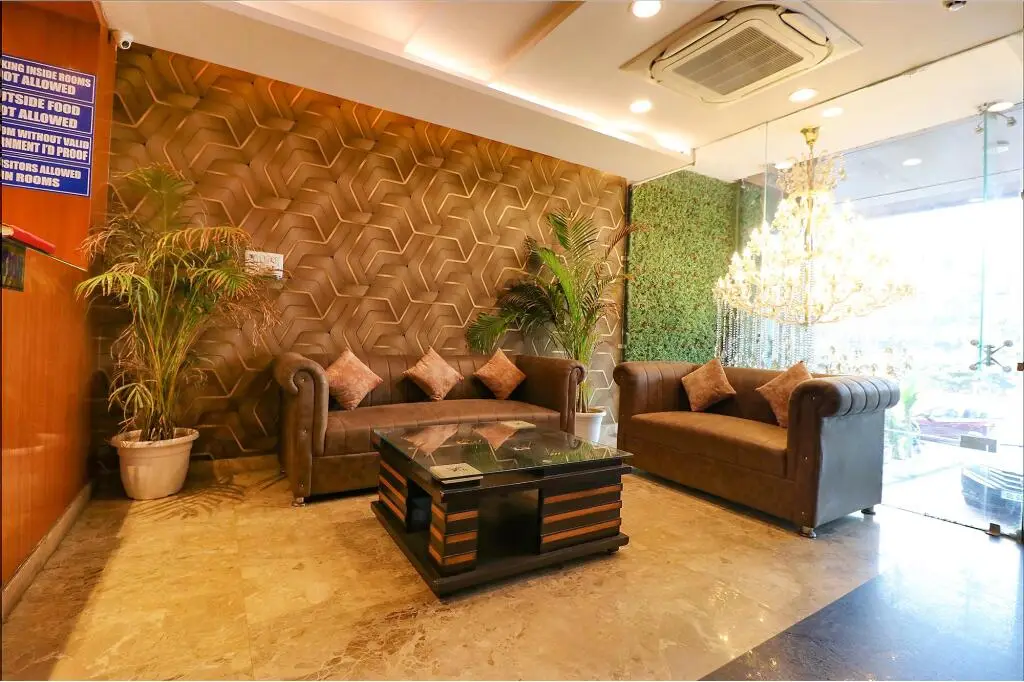Нойда: FabHotel Corporate Stay