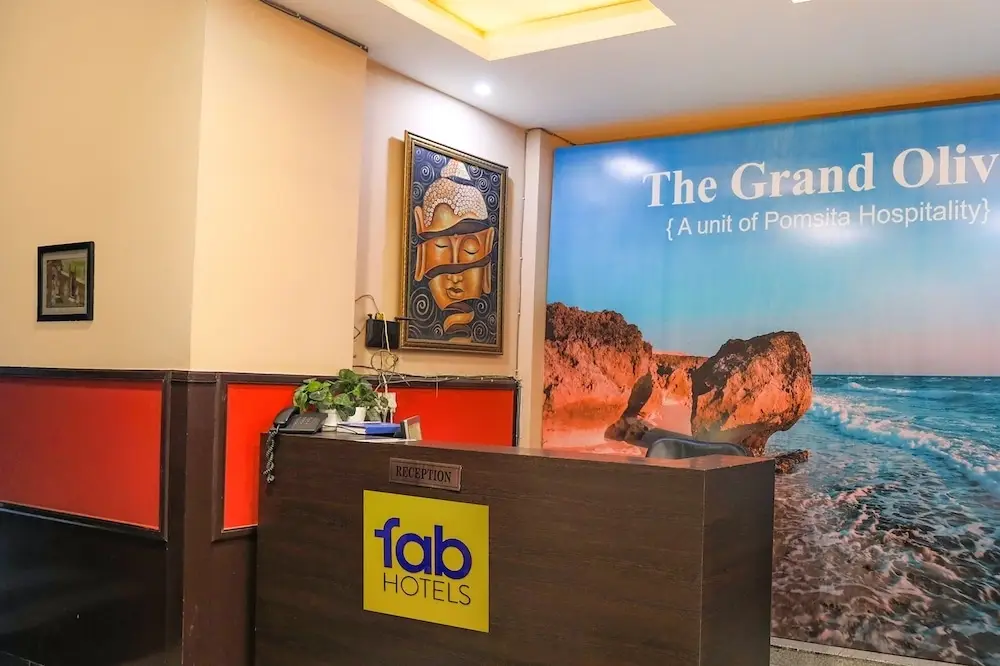Нойда: Fabhotel Grand Olive