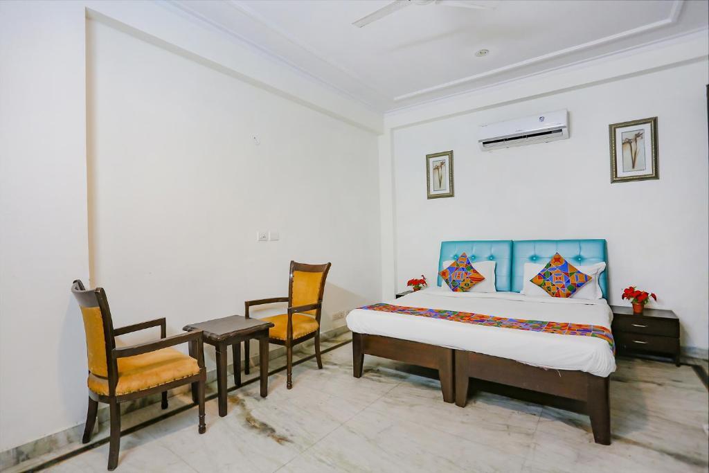 Нойда: Fabhotel Grand Palace