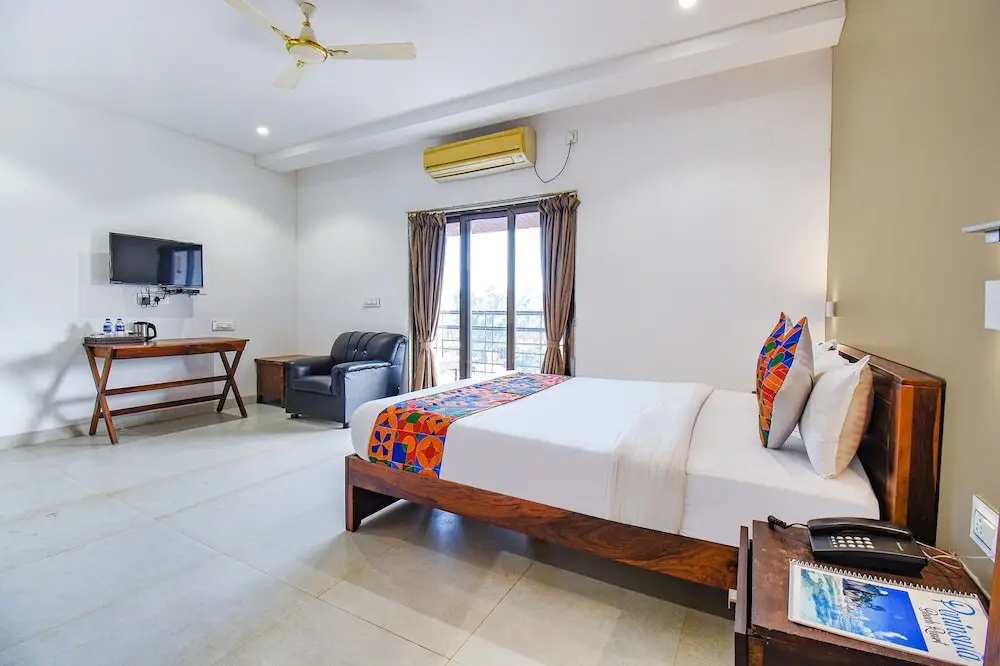 Fabhotel Peninsula Beach Resort — фото 1