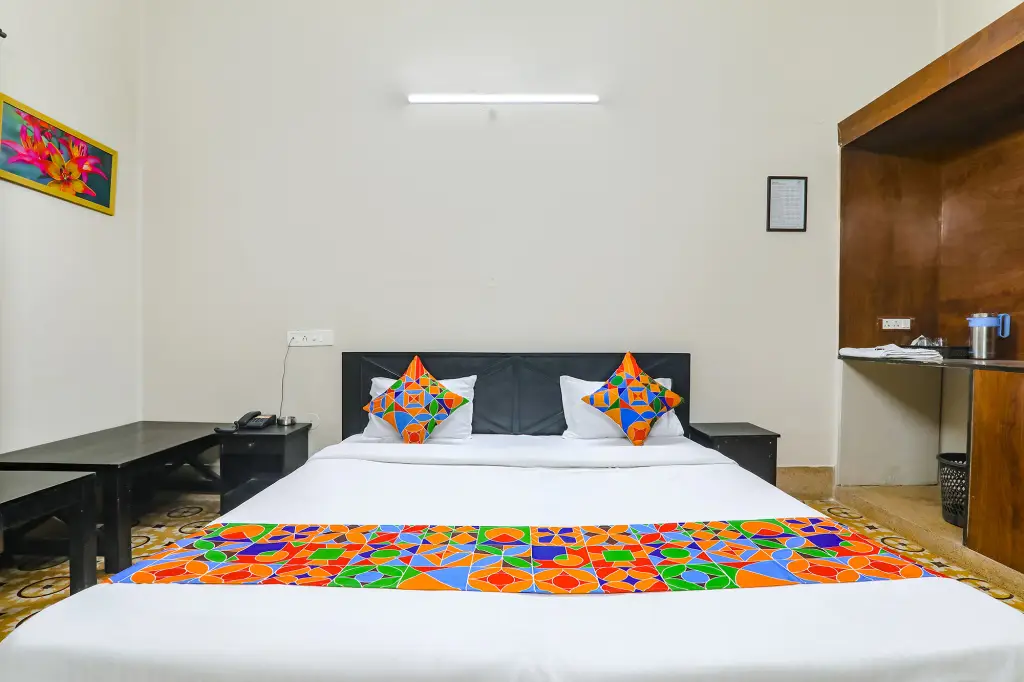 Праяградж: Fabhotel Harmony